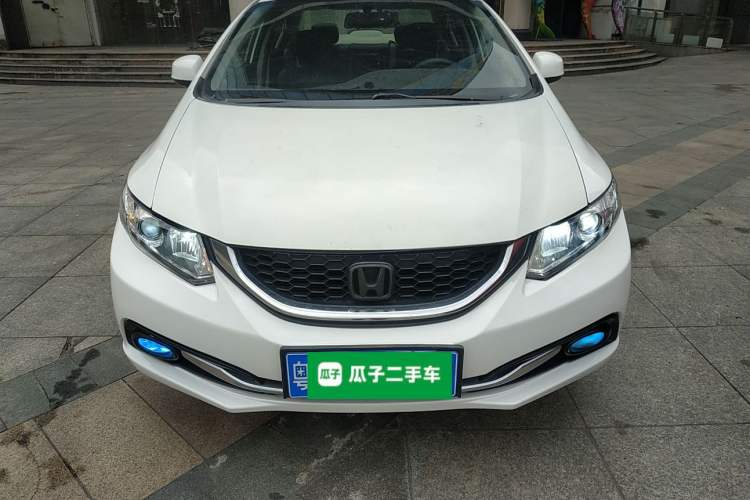 Used Honda Civic 2014 1.8L automatic comfort version Front