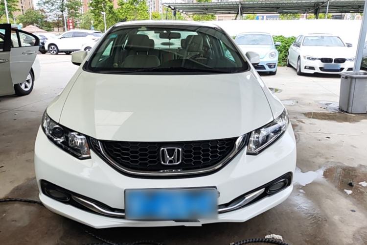 Used Honda Civic 2014 1.8L automatic comfort version Front