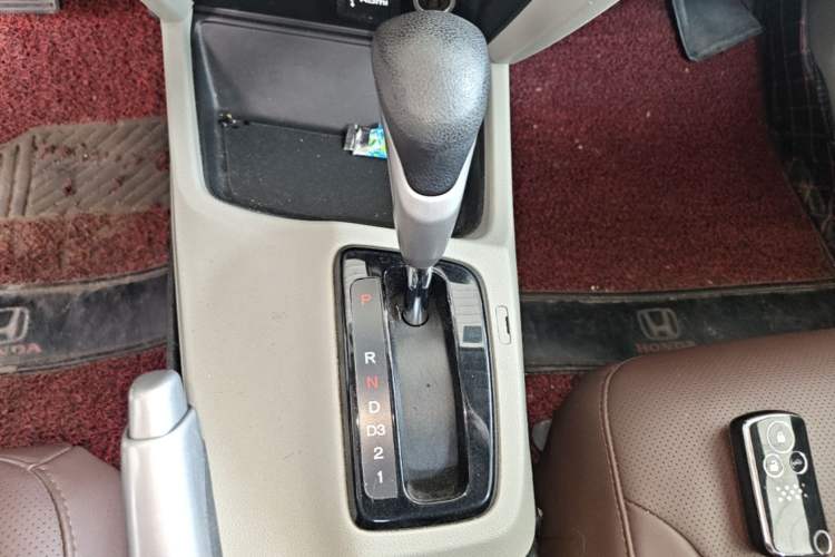 Used Honda Civic 2014 1.8L automatic comfort version Gear Lever