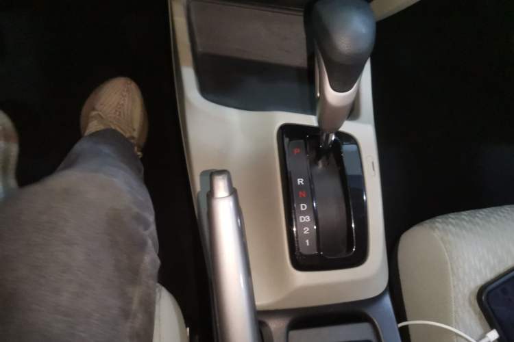 Used Honda Civic 2014 1.8L automatic comfort version Gear Lever