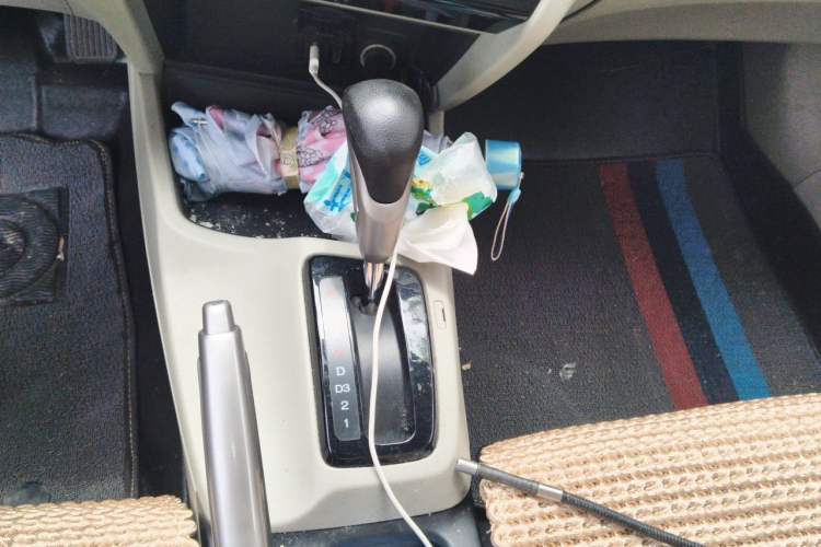 Used Honda Civic 2014 1.8L automatic comfort version Gear Lever