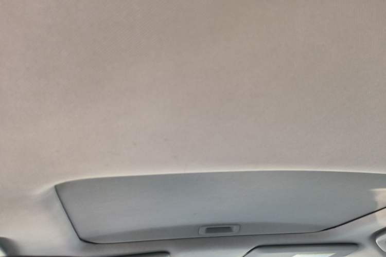 Used Honda Civic 2014 1.8L automatic comfort version Headliner