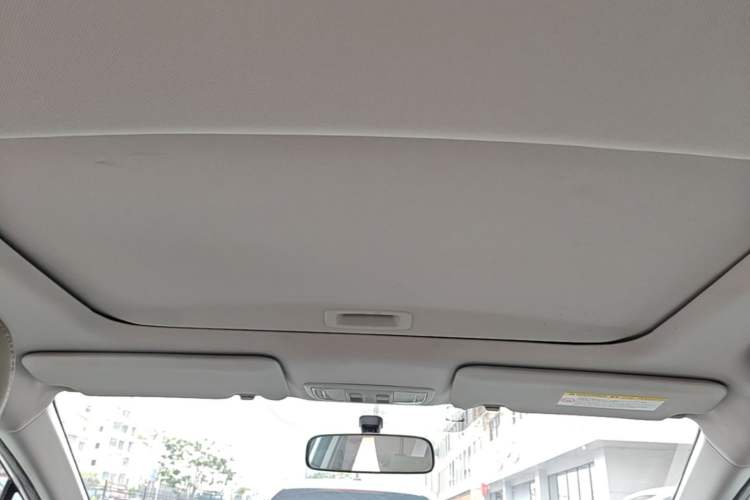 Used Honda Civic 2014 1.8L automatic luxury edition Headliner