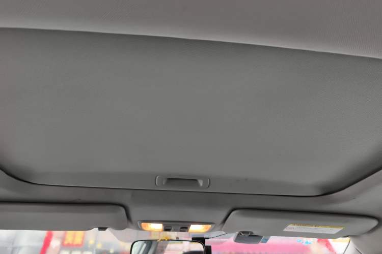 Used Honda Civic 2014 1.8L automatic luxury edition Headliner