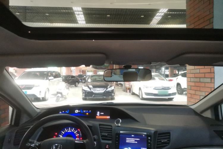 Used Honda Civic 2014 1.8L automatic comfort version Headliner
