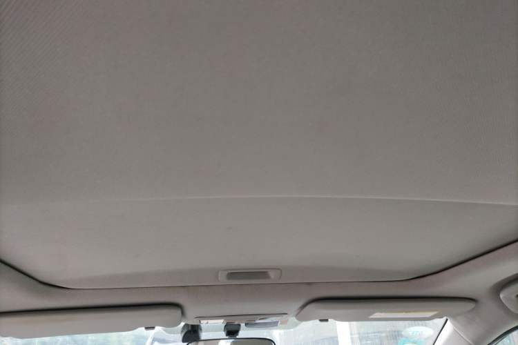 Used Honda Civic 2014 1.8L automatic luxury edition Headliner