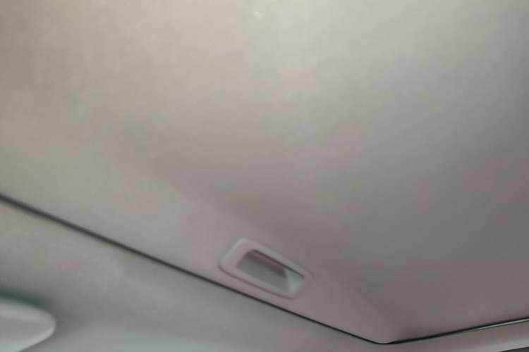 Used Honda Civic 2014 1.8L automatic comfort version Headliner