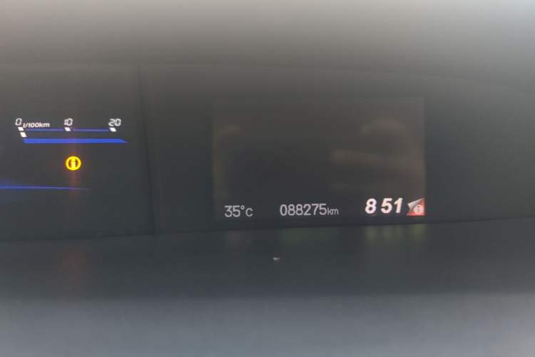 Used Honda Civic 2014 1.8L automatic comfort version Instrument Cluster