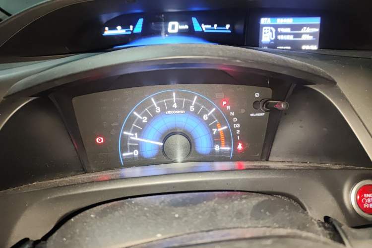 Used Honda Civic 2014 1.8L automatic comfort version Instrument Cluster