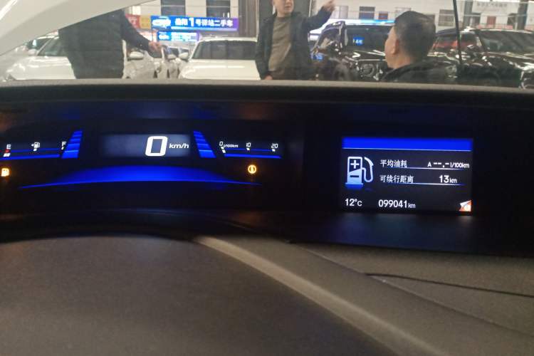 Used Honda Civic 2014 1.8L automatic comfort version Instrument Cluster