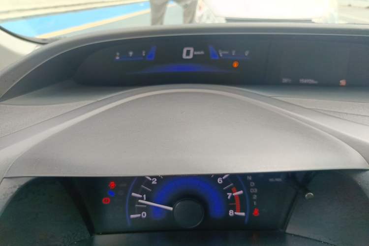 Used Honda Civic 2014 1.8L automatic comfort version Instrument Cluster