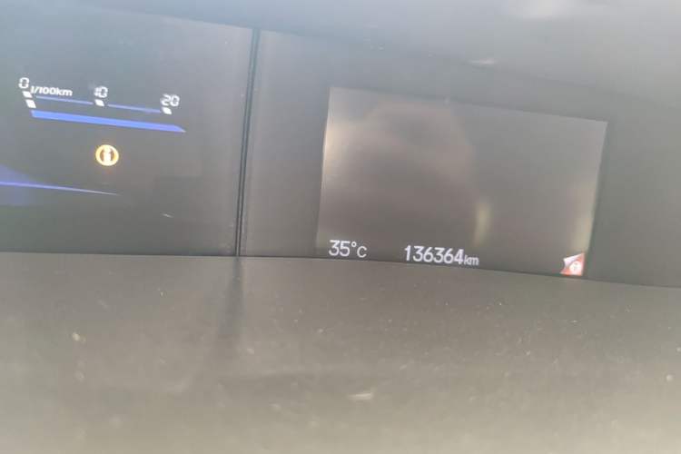 Used Honda Civic 2014 1.8L automatic comfort version Instrument Cluster