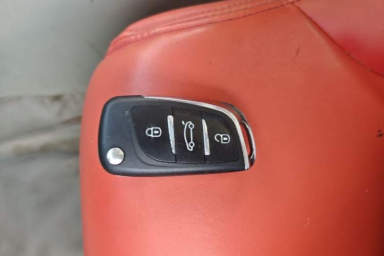 Used Honda Civic 2014 1.8L Automatic Classic Edition Interior 1