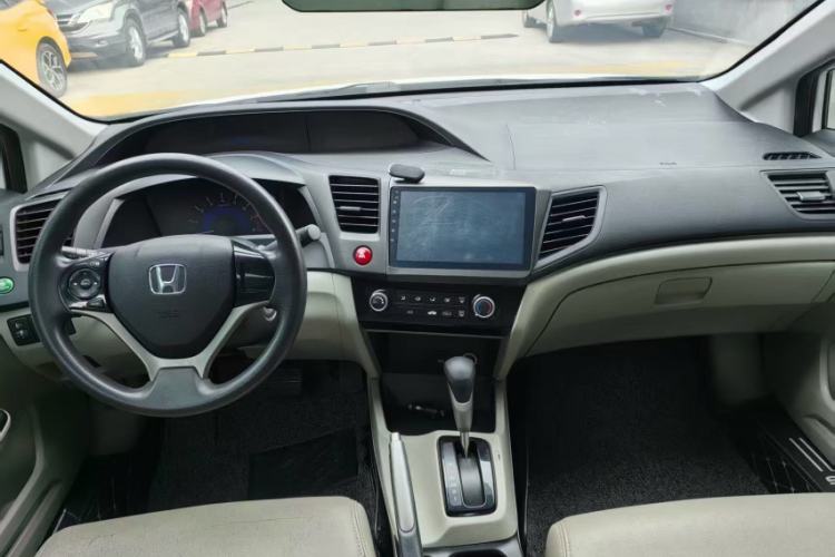 Used Honda Civic 2014 1.8L Automatic Classic Edition Interior 1