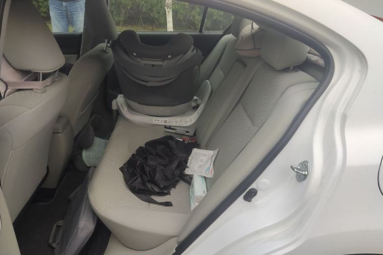 Used Honda Civic 2014 1.8L manual Comfort version Interior 4