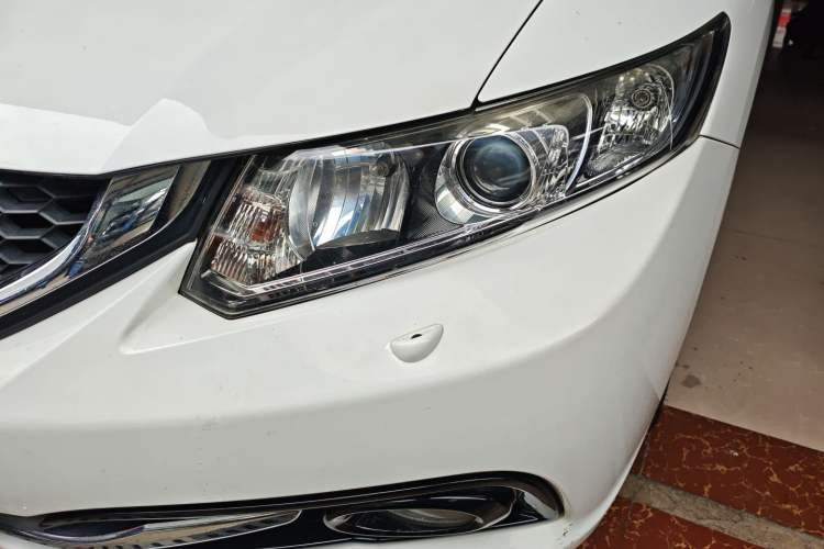 Used Honda Civic 2014 1.8L automatic luxury edition Left Front Headlight