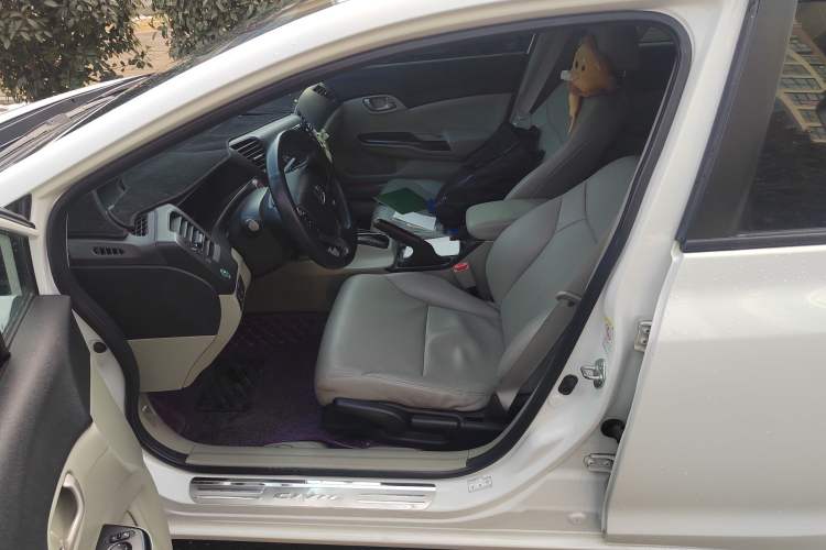 Used Honda Civic 2014 1.8L automatic comfort version Left Front Seat