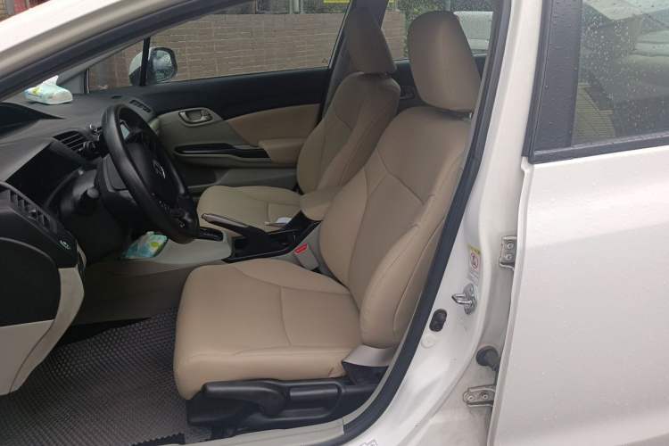 Used Honda Civic 2014 1.8L automatic comfort version Left Front Seat