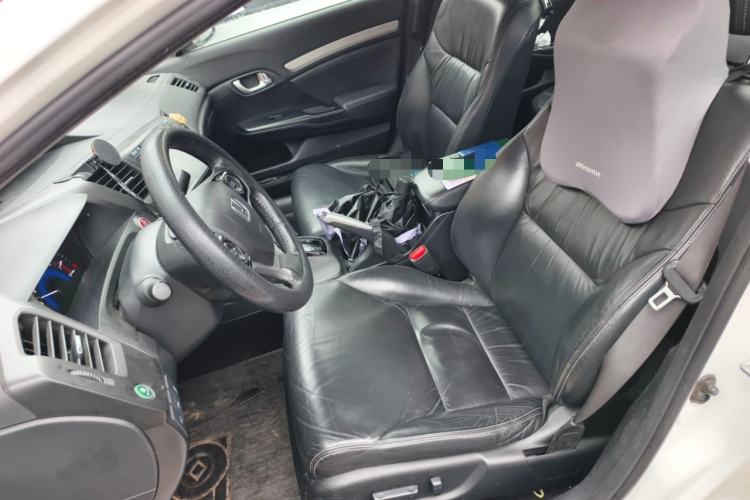 Used Honda Civic 2014 1.8L automatic luxury edition Left Front Seat