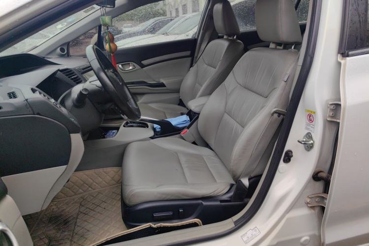 Used Honda Civic 2014 1.8L automatic luxury edition Left Front Seat