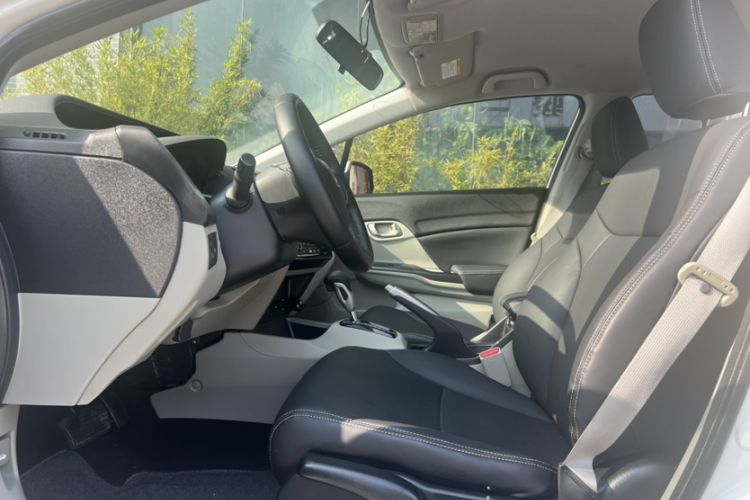 Used Honda Civic 2014 1.8L Automatic Classic Edition Left Front Seat
