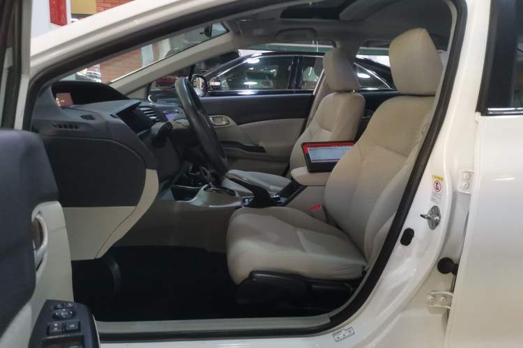 Used Honda Civic 2014 1.8L automatic comfort version Left Front Seat
