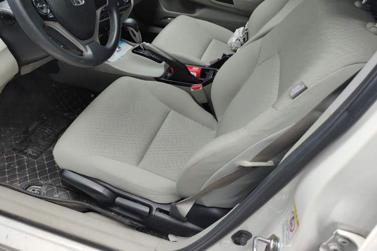 Used Honda Civic 2014 1.8L automatic comfort version Left Front Seat