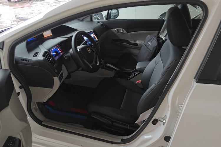 Used Honda Civic 2014 1.8L automatic comfort version Left Front Seat