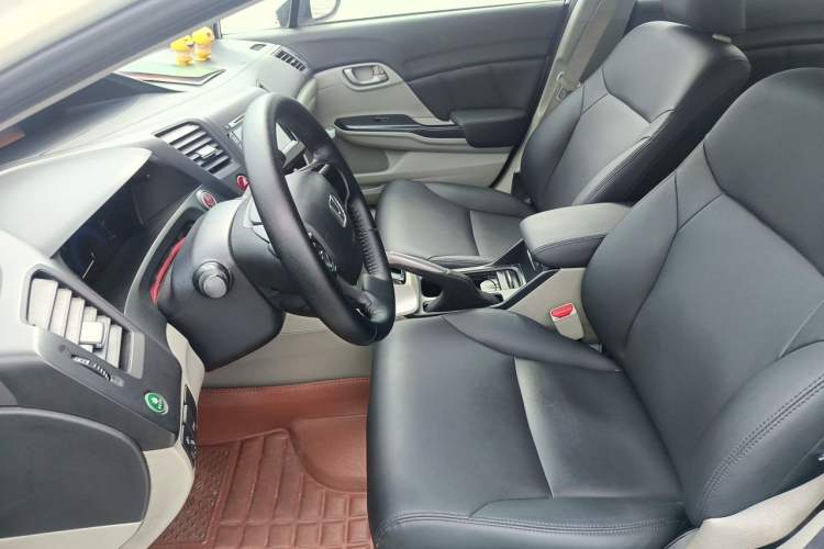 Used Honda Civic 2014 1.8L automatic comfort version Left Front Seat