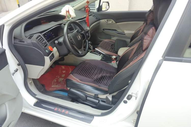 Used Honda Civic 2014 1.8L Automatic Classic Edition Left Front Seat