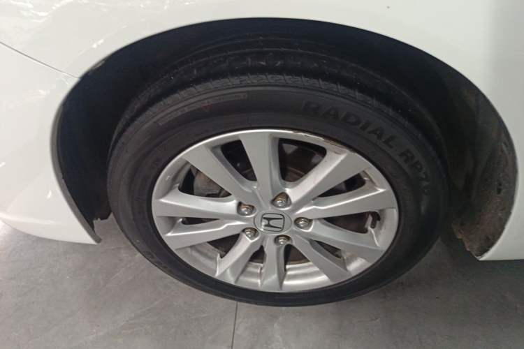 Used Honda Civic 2014 1.8L Automatic Classic Edition Left Front Wheel Hub