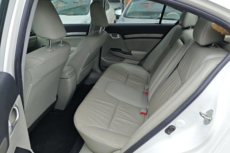 Used Honda Civic 2014 1.8L automatic luxury edition Left Rear Seat