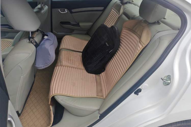 Used Honda Civic 2014 1.8L automatic luxury edition Left Rear Seat