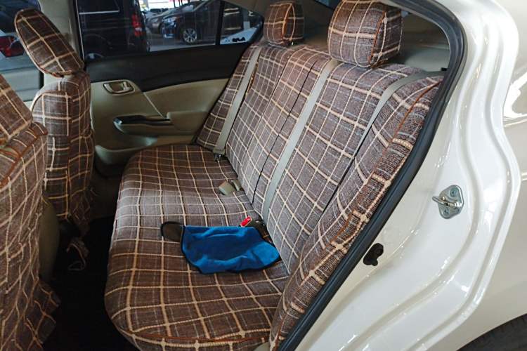Used Honda Civic 2014 1.8L automatic comfort version Left Rear Seat