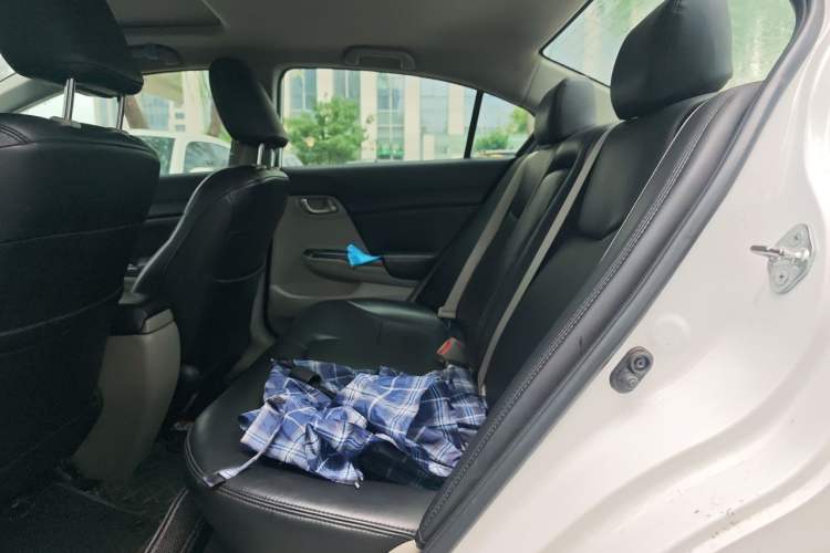 Used Honda Civic 2014 1.8L automatic comfort version Left Rear Seat
