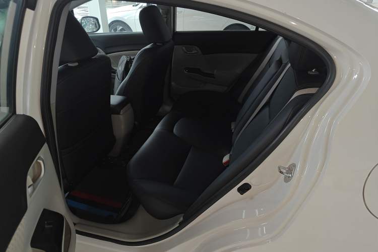 Used Honda Civic 2014 1.8L automatic comfort version Left Rear Seat