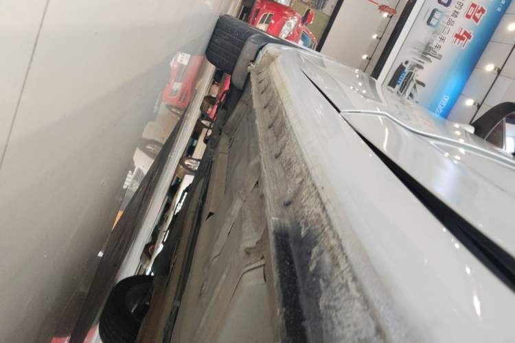 Used Honda Civic 2014 1.8L Automatic Classic Edition Left Side Sill