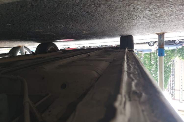 Used Honda Civic 2014 1.8L automatic comfort version Left Side Sill