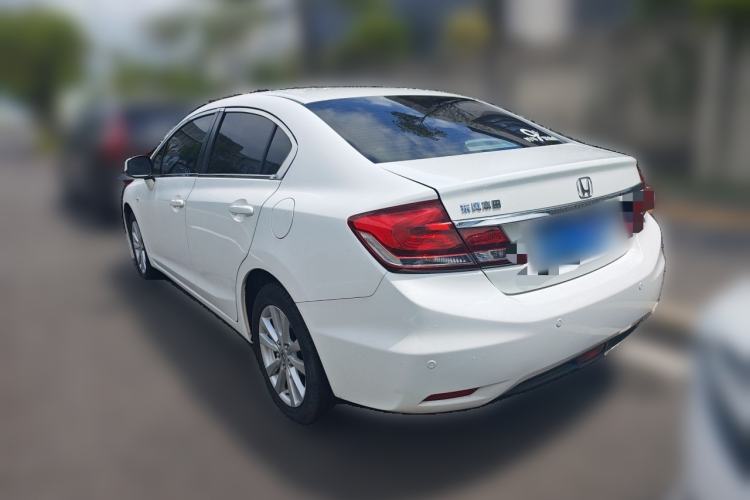 Used Honda Civic 2014 1.8L automatic comfort version Rear Left 45 Deg