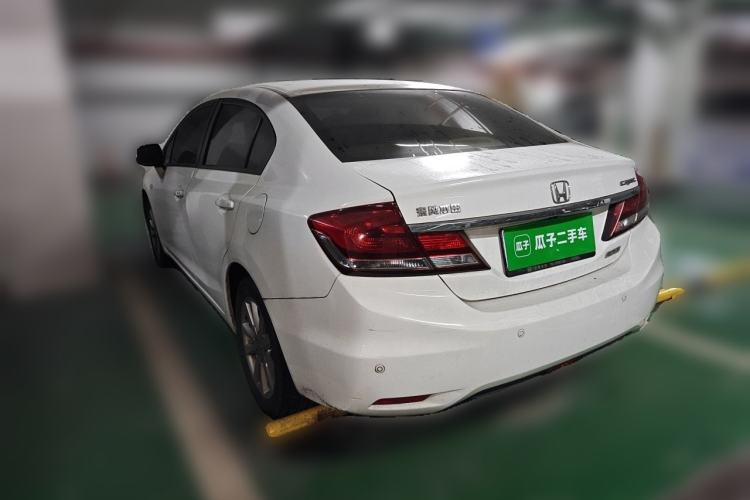 Used Honda Civic 2014 1.8L automatic comfort version Rear Left 45 Deg