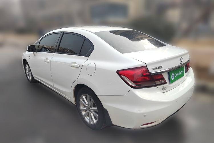 Used Honda Civic 2014 1.8L automatic comfort version Rear Left 45 Deg