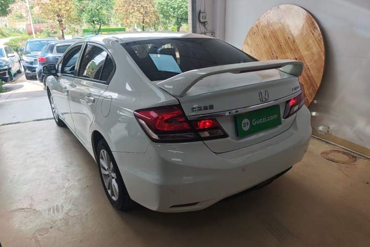 Used Honda Civic 2014 1.8L Automatic Classic Edition Rear Left 45 Deg