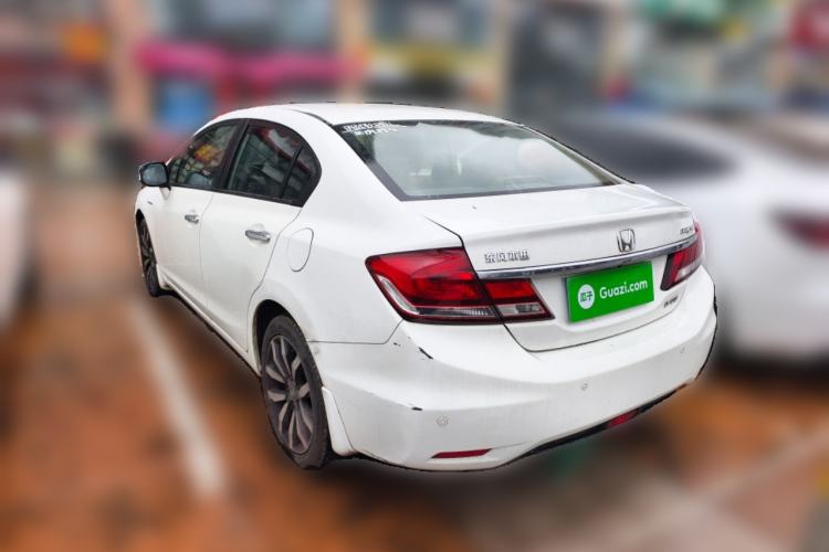 Used Honda Civic 2014 1.8L automatic luxury edition Rear Left 45 Deg