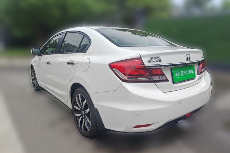 Used Honda Civic 2014 1.8L automatic luxury edition Rear Left 45 Deg