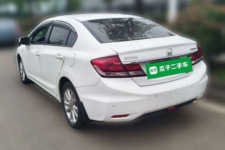 Used Honda Civic 2014 1.8L automatic comfort version Rear Left 45 Deg