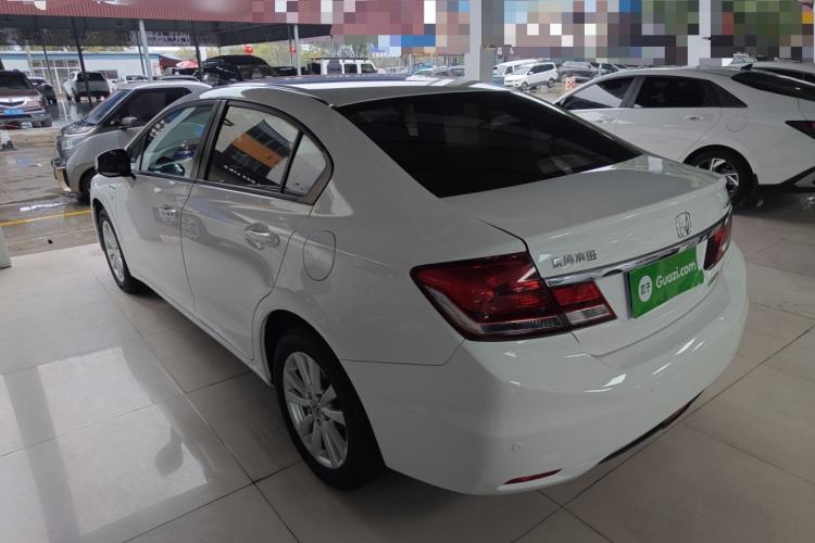 Used Honda Civic 2014 1.8L automatic comfort version Rear Left 45 Deg