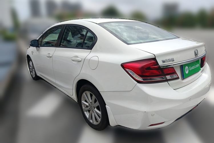 Used Honda Civic 2014 1.8L automatic comfort version Rear Left 45 Deg