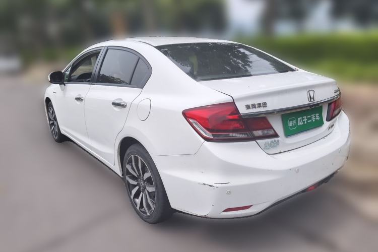 Used Honda Civic 2014 1.8L automatic luxury edition Rear Left 45 Deg