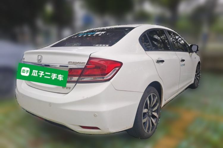 Used Honda Civic 2014 1.8L automatic luxury edition Rear Right 45 Deg