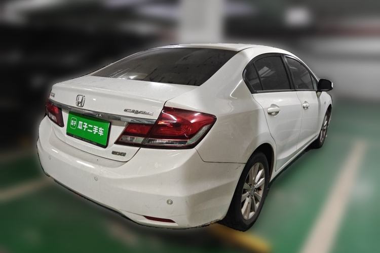Used Honda Civic 2014 1.8L automatic comfort version Rear Right 45 Deg